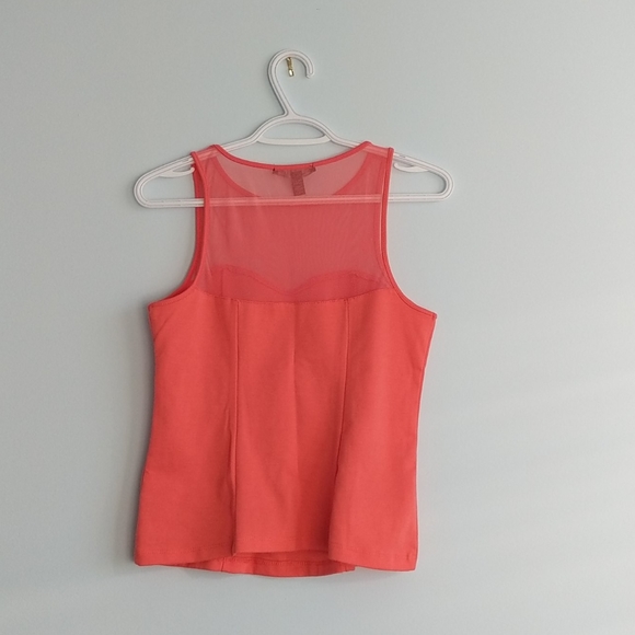 U2B 💕2/$30 💕 Pink Top - Picture 2 of 3